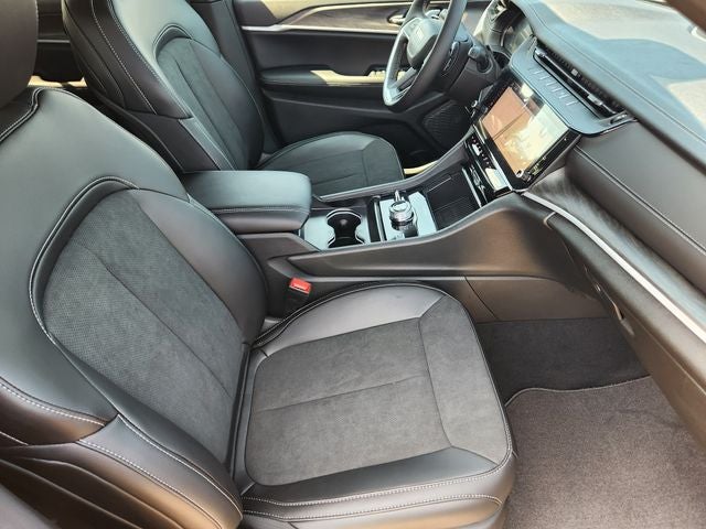 2026 Jeep Grand Cherokee L Altitude