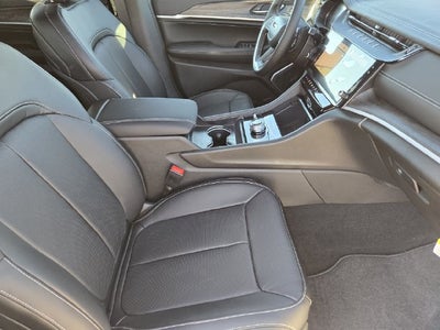 2027 Jeep Grand Cherokee L Limited Reserve