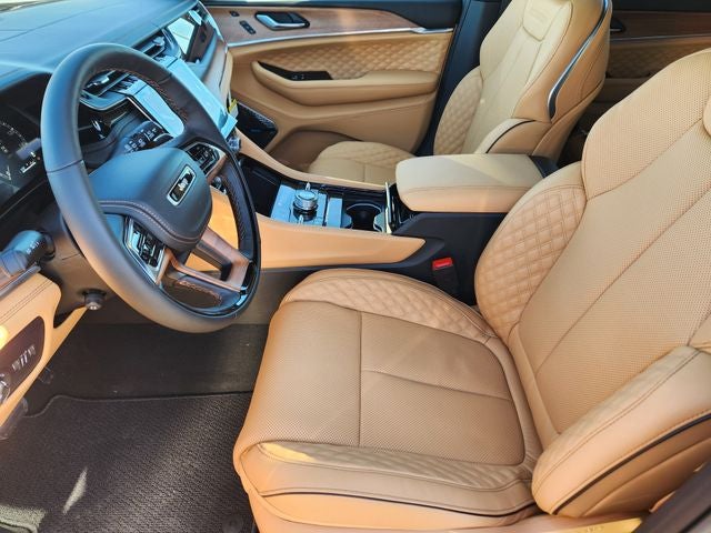 2025 Jeep Grand Cherokee L Summit