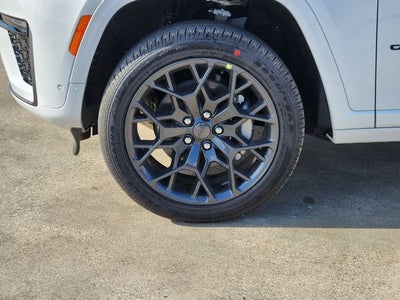 2026 Jeep Grand Cherokee L Summit