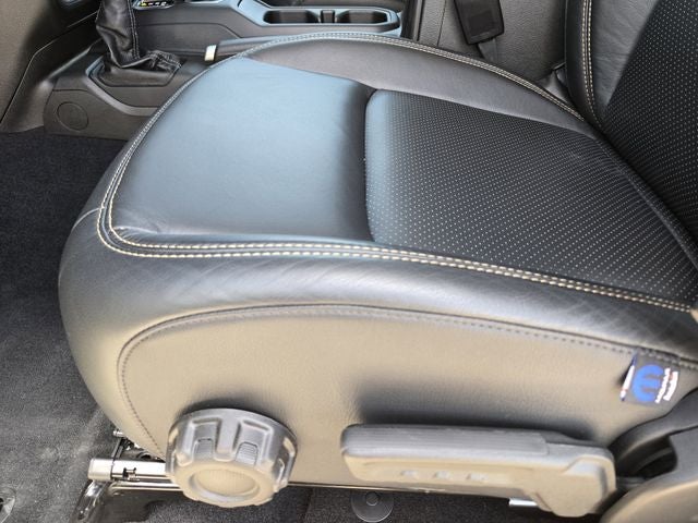 2025 Jeep Wrangler 4-Door Willys - Photo 18