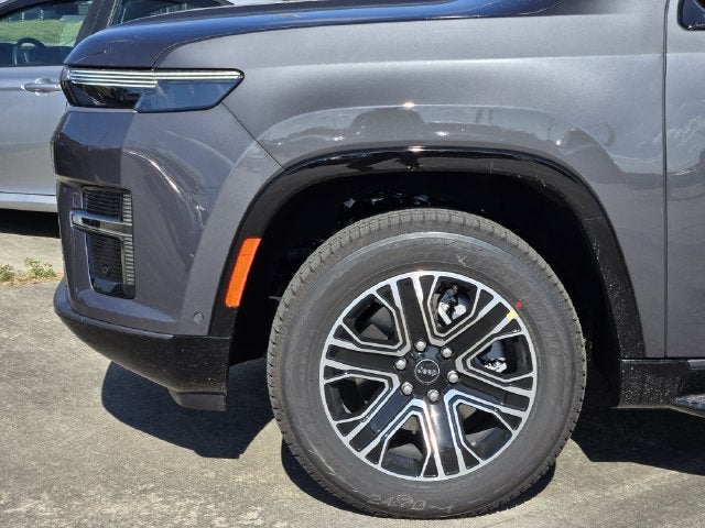 2027 Jeep Grand Wagoneer 4x2