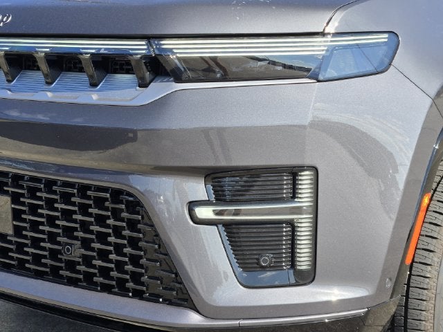 2027 Jeep Grand Wagoneer 4x2