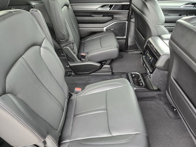2026 Jeep Grand Wagoneer Upland