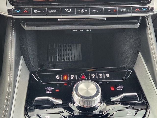 2026 Jeep Grand Wagoneer Upland