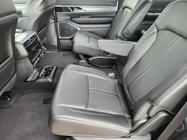 2026 Jeep Grand Wagoneer Upland