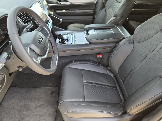 2026 Jeep Grand Wagoneer Upland