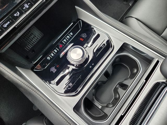 2026 Jeep Grand Wagoneer Upland
