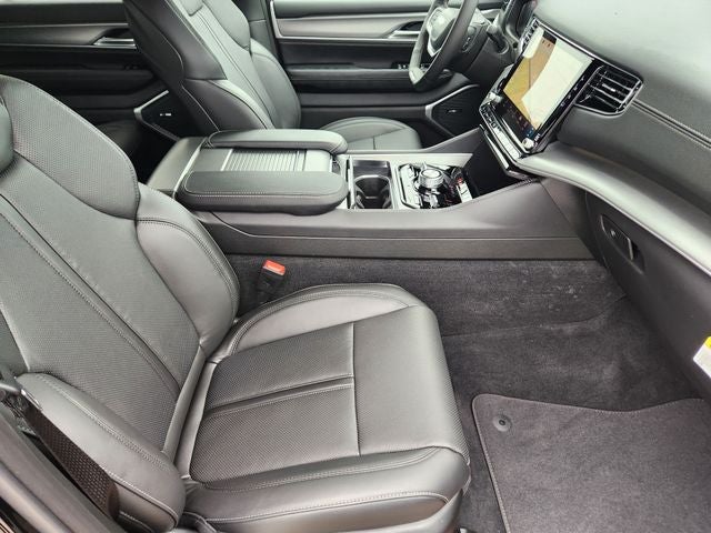 2026 Jeep Grand Wagoneer Upland