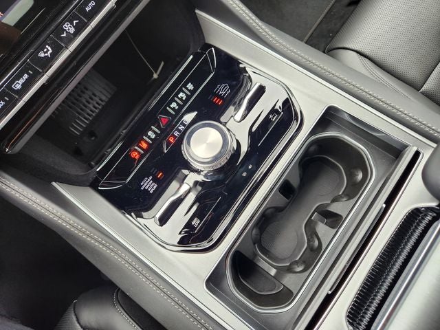 2026 Jeep Grand Wagoneer Upland