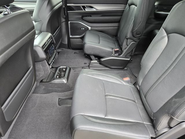 2026 Jeep Grand Wagoneer Limited Altitude