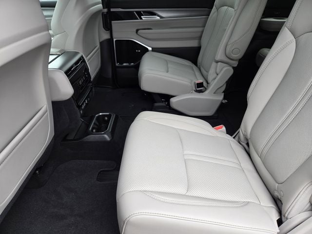 2026 Jeep Grand Wagoneer Limited Altitude