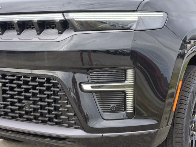 2026 Jeep Grand Wagoneer Limited Reserve