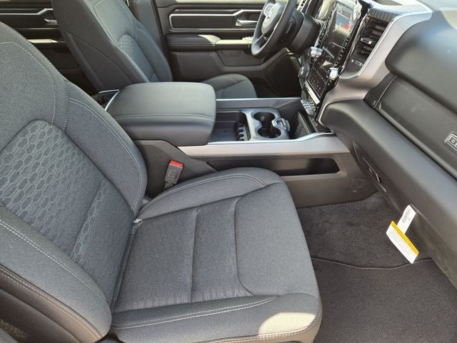 2027 RAM 1500 Big Horn/Lone Star