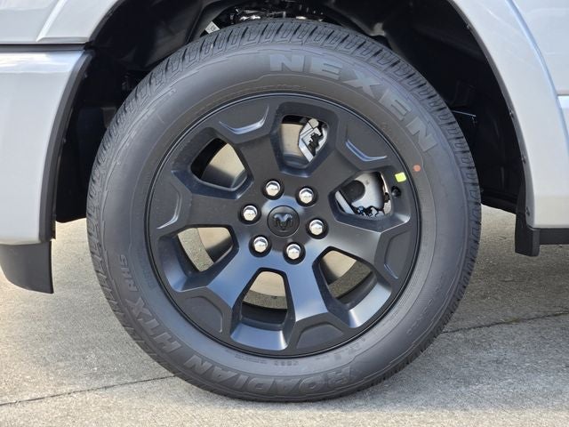 2027 RAM 1500 Big Horn/Lone Star