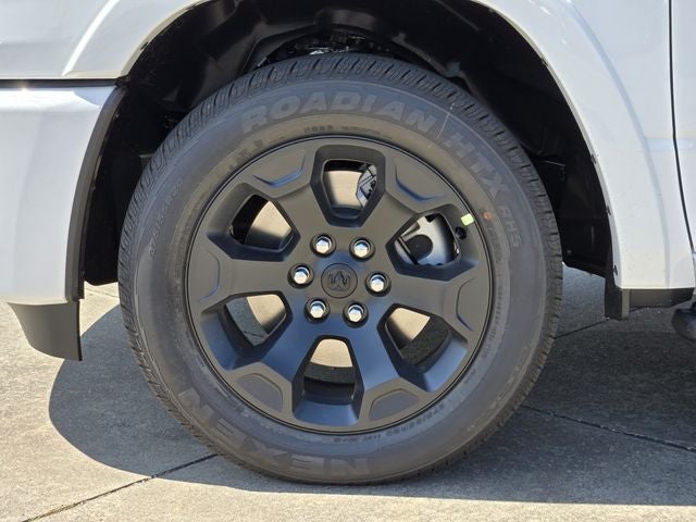 2027 RAM 1500 Big Horn/Lone Star