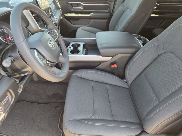 2027 RAM 1500 Big Horn/Lone Star