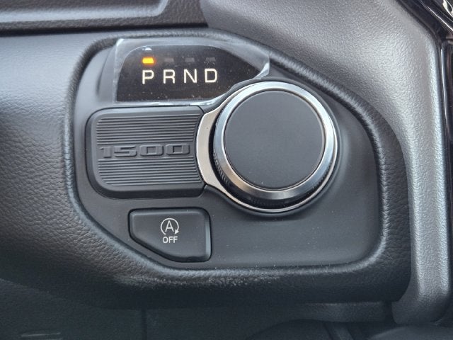 2027 RAM 1500 Big Horn/Lone Star