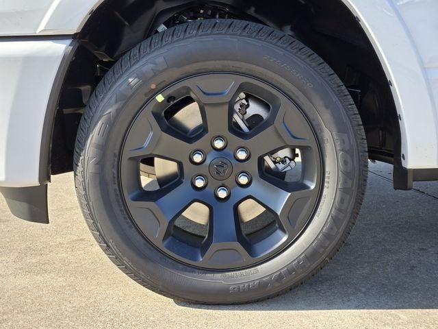 2027 RAM 1500 Big Horn/Lone Star