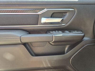 2027 RAM 1500 Big Horn/Lone Star