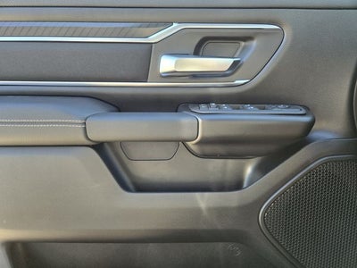 2027 RAM 1500 Big Horn/Lone Star
