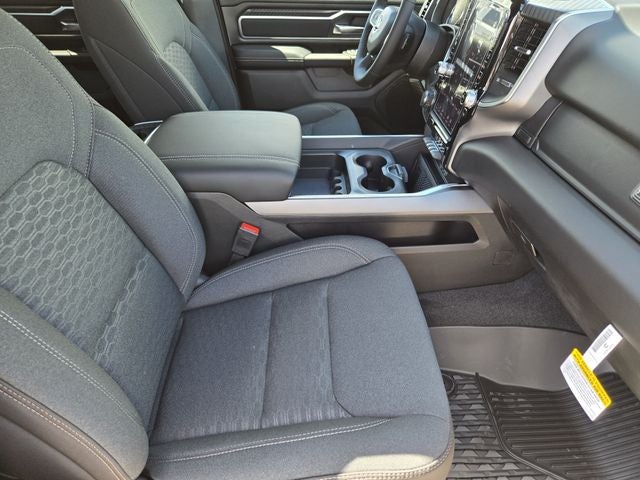 2027 RAM 1500 Big Horn/Lone Star