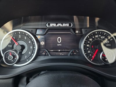2027 RAM 1500 Big Horn/Lone Star