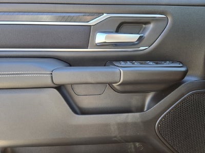 2027 RAM 1500 Big Horn/Lone Star