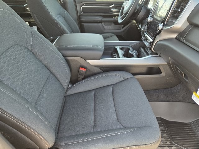 2027 RAM 1500 Big Horn/Lone Star