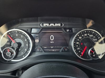 2027 RAM 1500 Big Horn/Lone Star