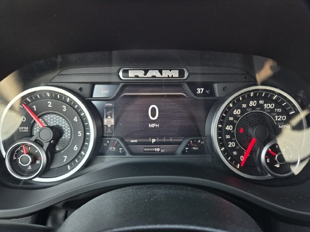 2027 RAM 1500 Big Horn/Lone Star