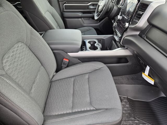 2027 RAM 1500 Big Horn/Lone Star