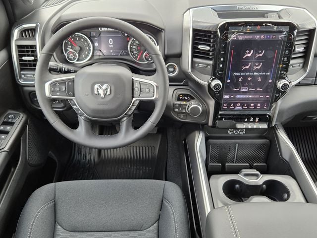 2027 RAM 1500 Big Horn/Lone Star