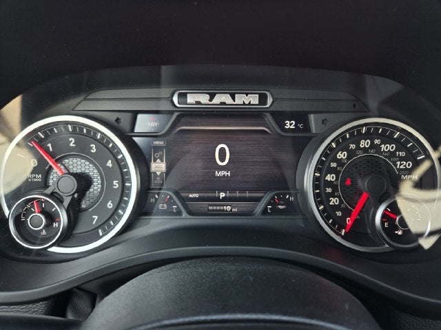 2027 RAM 1500 Big Horn/Lone Star