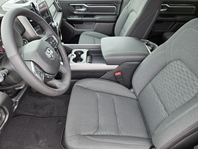 2027 RAM 1500 Big Horn/Lone Star