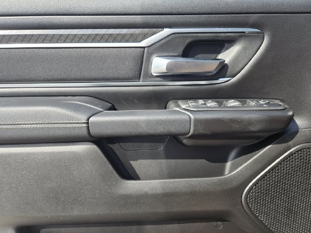 2027 RAM 1500 Big Horn/Lone Star
