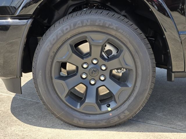 2027 RAM 1500 Big Horn/Lone Star