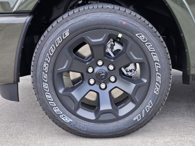 2027 RAM 1500 Big Horn/Lone Star