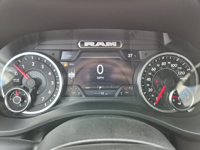 2027 RAM 1500 Big Horn/Lone Star