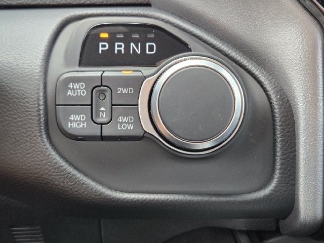 2027 RAM 1500 Big Horn/Lone Star