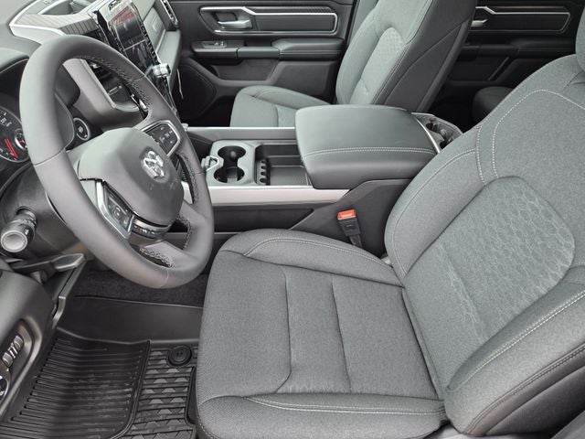 2027 RAM 1500 Big Horn/Lone Star