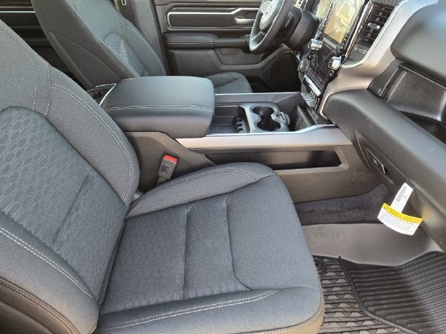 2027 RAM 1500 Big Horn/Lone Star