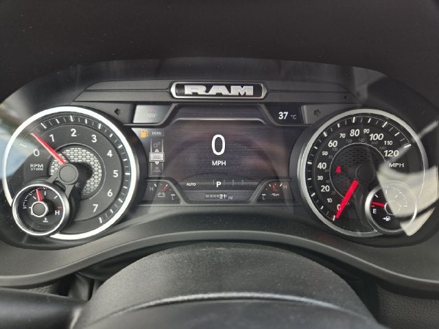2027 RAM 1500 Big Horn/Lone Star