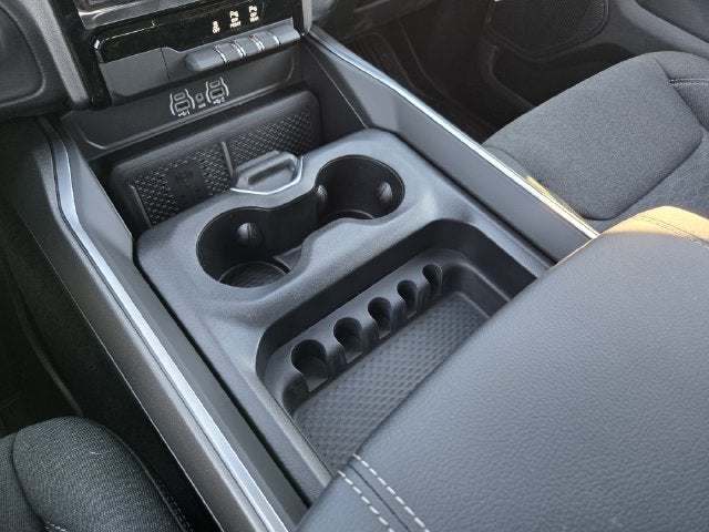 2027 RAM 1500 Big Horn/Lone Star