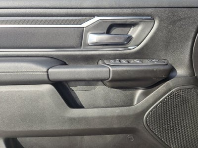 2027 RAM 1500 Big Horn/Lone Star