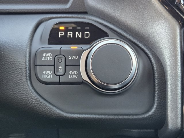 2027 RAM 1500 Big Horn/Lone Star