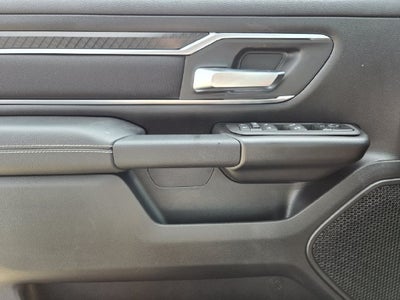 2027 RAM 1500 Big Horn/Lone Star