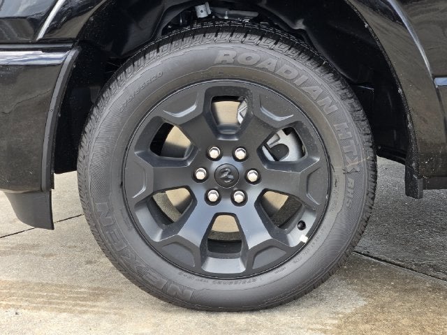 2027 RAM 1500 Big Horn/Lone Star