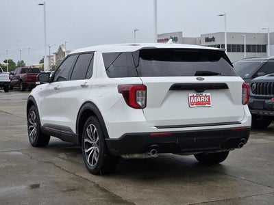 2022 Ford Explorer ST-Line