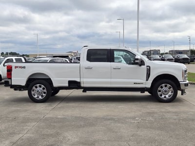 2023 Ford F-350SD Lariat